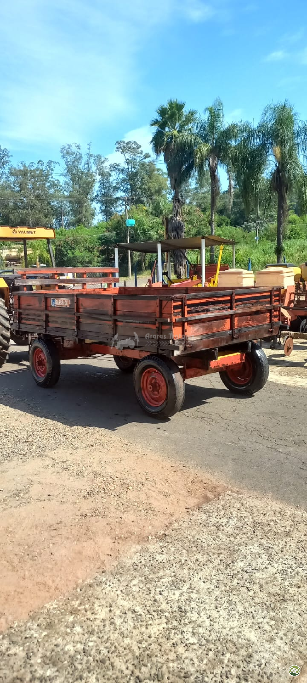 IMPLEMENTOS AGRICOLAS CARRETA AGRÍCOLA CARRETA 4T Araras Tratores ARARAS SÃO PAULO SP